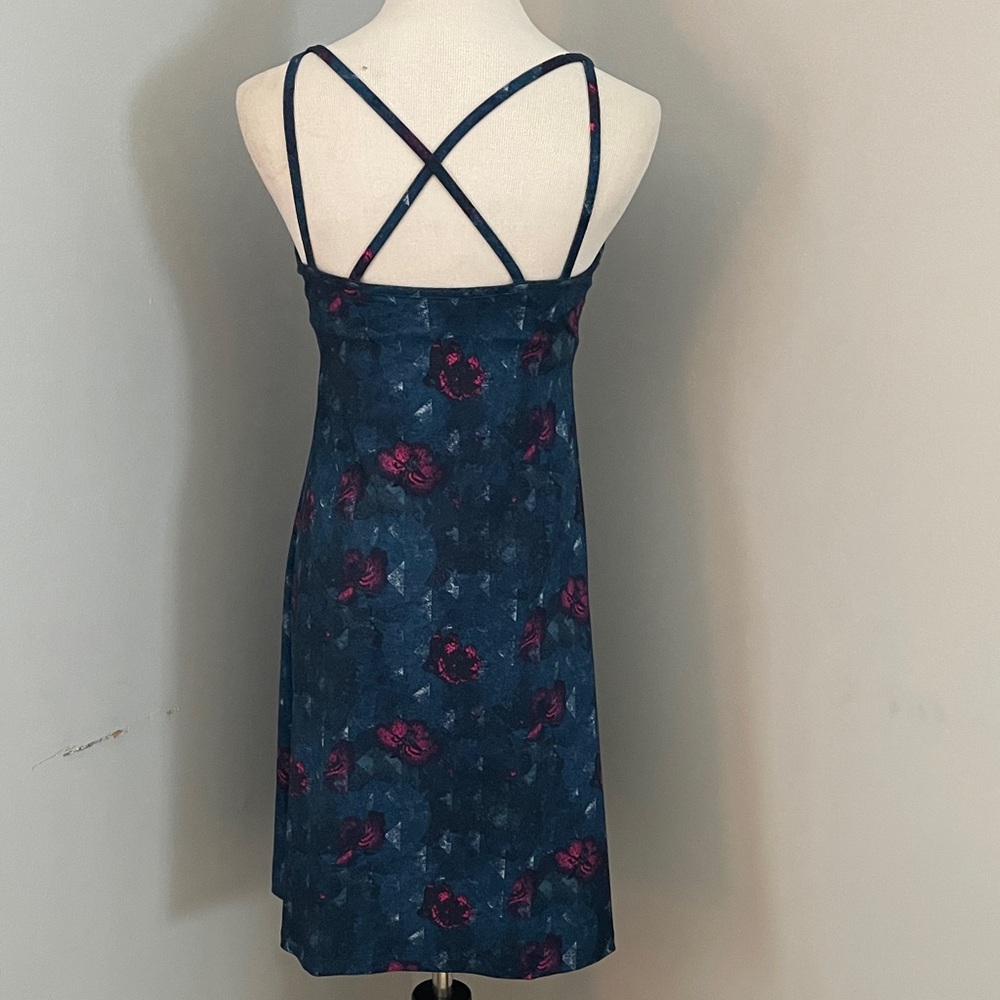 Patagonia Blue and Pink Floral Dress size small - Picture 5 of 7